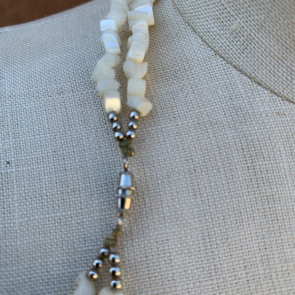 Vintage Shell Statement Necklace - Picture 6 of 7